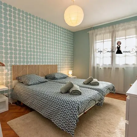 Maison Rejeanne, La Retro Chic A Holiday home