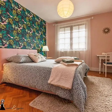 Maison Rejeanne, La Retro Chic A Ferienhaus Pontacq